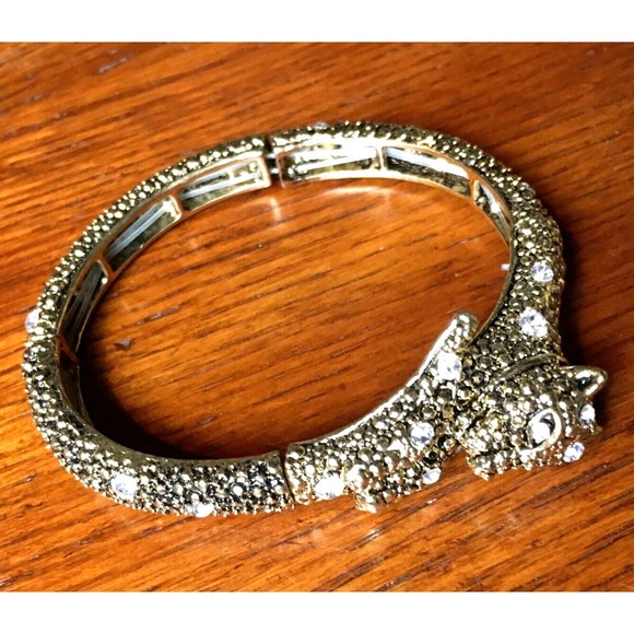 Vtg Exquisite Goldtone Crystal Rhinestone Leopard Hinged Bangle Cuff Bracelet - Picture 6 of 12
